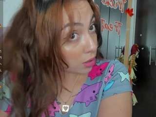 AlissaCain naked in her Live Sex Chat