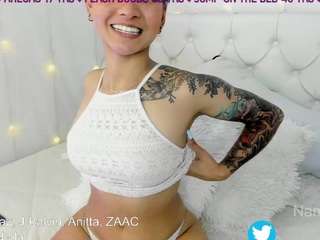 Nami-dinnar naked in her Live Sex Chat