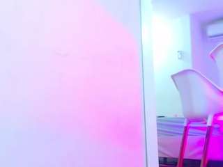cutee-rose naked in her Live Sex Chat