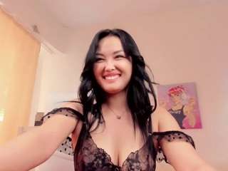 naomikimm naked in her Live Sex Chat