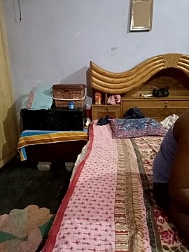 Desihonycouple naked stripping on cam for live sex video chat