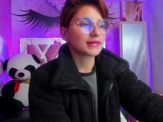 ZWICKY-1 naked in her Live Sex Chat