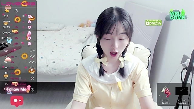 Hot-nini18 naked stripping on cam for live sex video chat