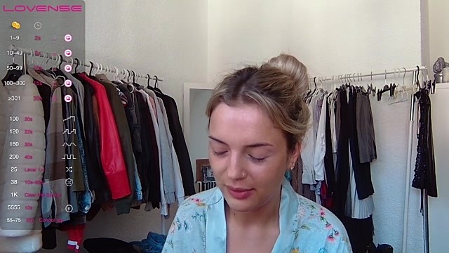 LexyGold naked stripping on cam for live sex video chat