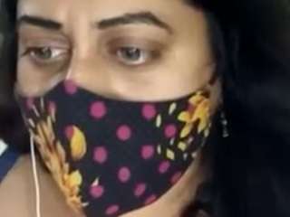 SaraArabic naked in her Live Sex Chat