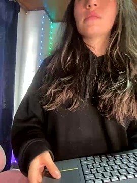 Sophie___rodriguez naked stripping on cam for live sex video chat