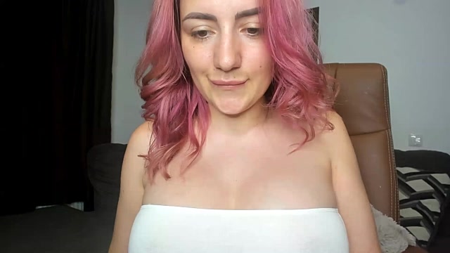 AnnaaHanna naked stripping on cam for live sex video chat