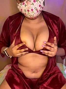 BecameeJourney naked stripping on cam for live sex video chat