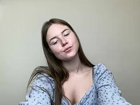 HelennRed naked stripping on cam for live sex video chat