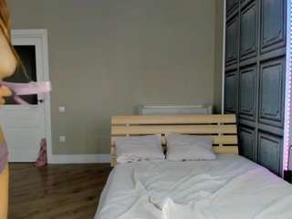 inolee naked in her Live Sex Chat