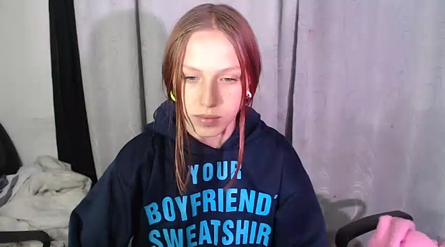 MELIINDA_ANGEL naked stripping on cam for live sex video chat