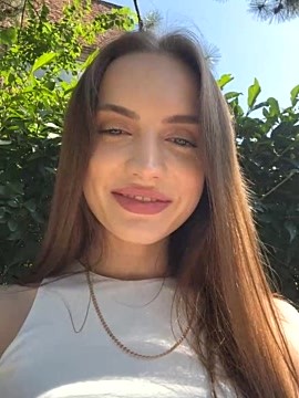 Mollymurr naked stripping on cam for live sex video chat
