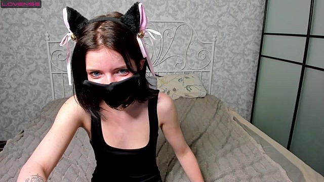 Qusuma naked stripping on cam for live sex video chat