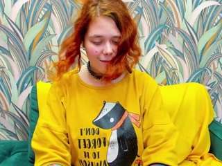 SophiePure naked in her Live Sex Chat