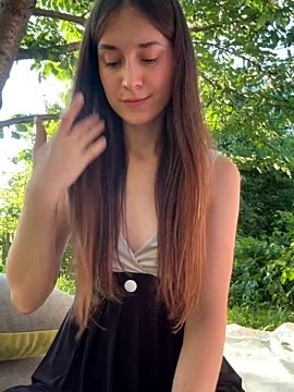 wow__kelly naked stripping on cam for live sex video chat