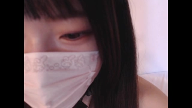 yura_xo naked stripping on cam for live sex video chat