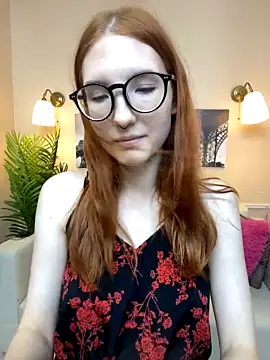 HolloWolf naked stripping on cam for live sex video chat