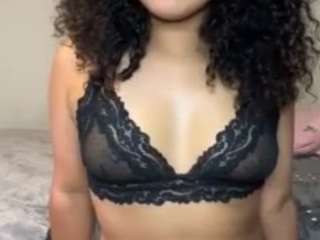 mmmmmmlia naked in her Live Sex Chat