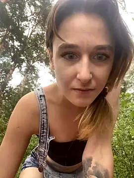 SofiPabl naked stripping on cam for live sex video chat