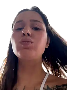 Xowiene naked stripping on cam for live sex video chat