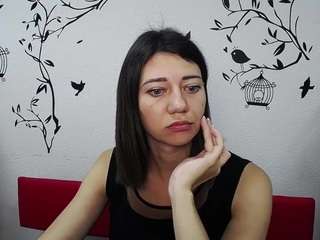 EmberHero naked in her Live Sex Chat