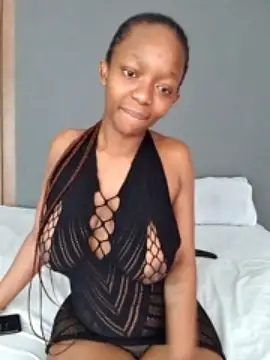 Jazmine-Brown naked stripping on cam for live sex video chat