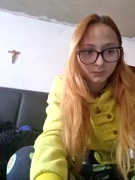 Alix_queen1 naked stripping on cam for live sex video chat