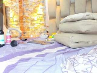 Asha-Jackson naked in her Live Sex Chat