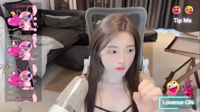 uounono-88 naked stripping on cam for live sex video chat