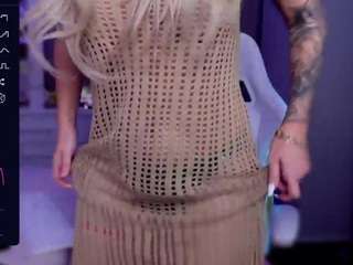 Alicia Rey nude in hot Live Sex Chat