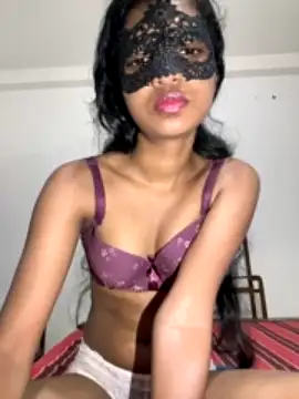 Amycamlive naked stripping on cam for live sex video chat
