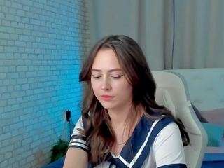 CharliCutie nude in hot Live Sex Chat