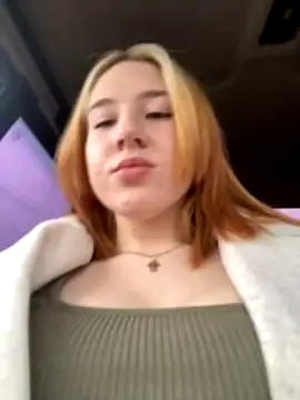 EmmaRisky naked stripping on cam for live sex video chat