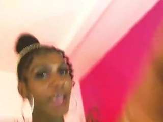 KANDY-EBONY nude in hot Live Sex Chat