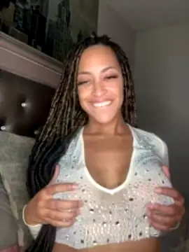 thepeachwobbler naked stripping on cam for live sex video chat