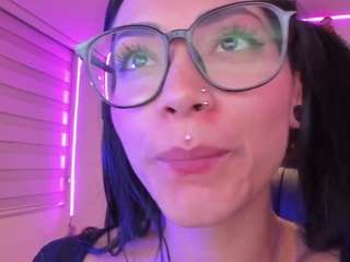 Alice-rausing nude in hot Live Sex Chat