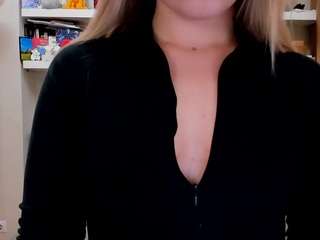 Kara Smith nude in hot Live Sex Chat