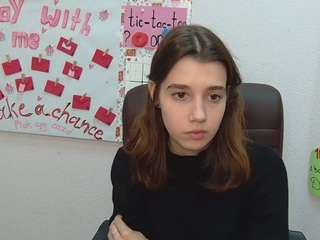 KruellaTee nude in hot Live Sex Chat