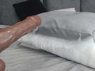 Mia Mendoza nude in hot Live Sex Chat