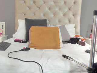 Sheryll nude in hot Live Sex Chat