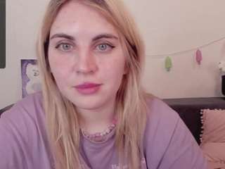 Allisses nude in hot Live Sex Chat