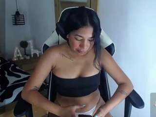 aloondra-1 nude in hot Live Sex Chat