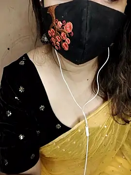 ImprovedFeelings naked stripping on cam for live sex video chat