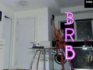 mihasparkle nude in hot Live Sex Chat