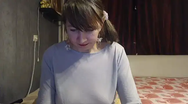 NancyPeach naked stripping on cam for live sex video chat