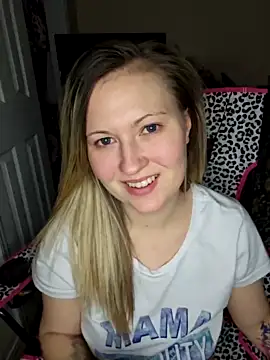 Psychobutsexy naked stripping on cam for live sex video chat
