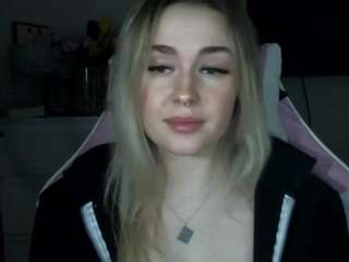 CarmenFlirt nude in hot Live Sex Chat