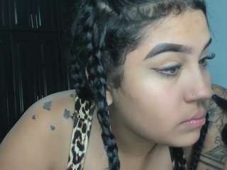 CharllotteJones nude in hot Live Sex Chat