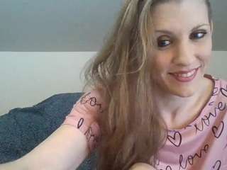 Happy Saturday nude in hot Live Sex Chat