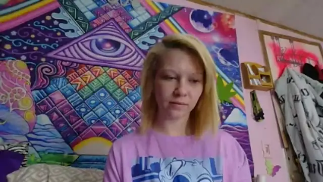 Hottiewithabody26 naked stripping on cam for live sex video chat